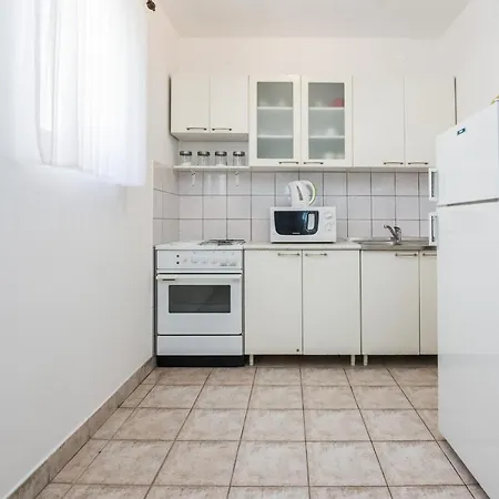 Susa Apartment Vir